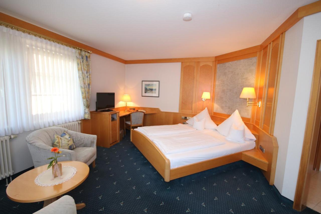 Hotel-Restaurant Hirsch Berghaupten Ngoại thất bức ảnh